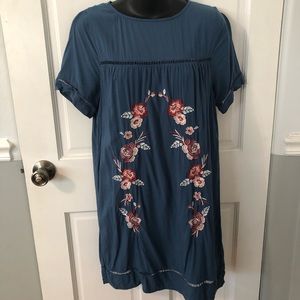 Blue Rain women’s blue dress with embroidered flowers size small.